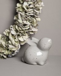 Påsk kanin Stina naturfärgad keramik från Storefactory