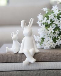Påskdekoration sittande kanin Pelle vit matt keramik Storefactory