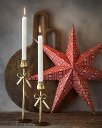 Ljusstake Francis mässingsfärgad järn med rosett Affari of Sweden